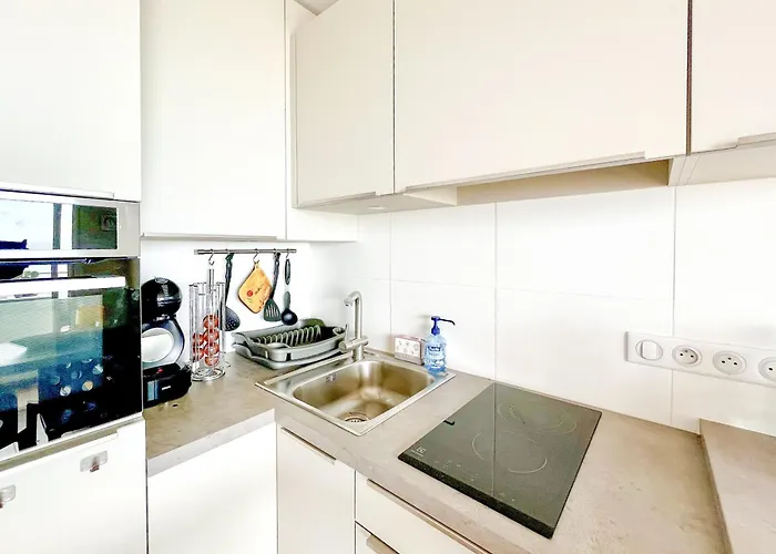 Les Pieds Dans Leau Acces Direct Sur La Cote Sauvage - 2 Pers *